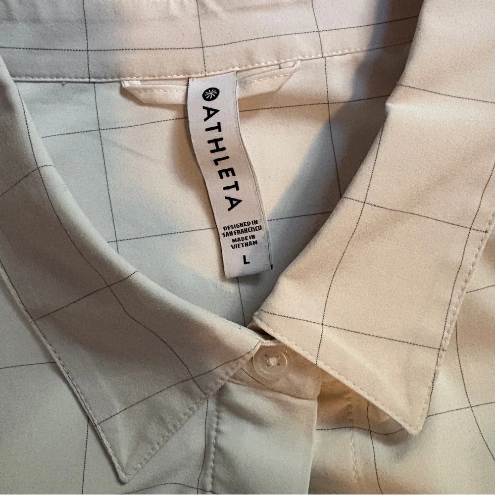 Athleta Urbanite Button Down - Windowpane - Picture 4 of 4